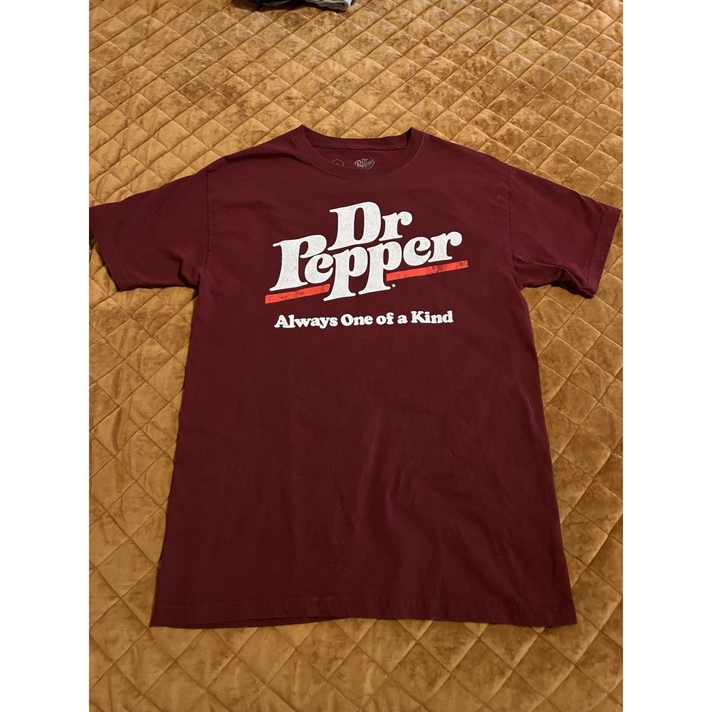Vintage Dr Pepper Logo T Shirt Mens M Burgundy Retro Soda Graphic